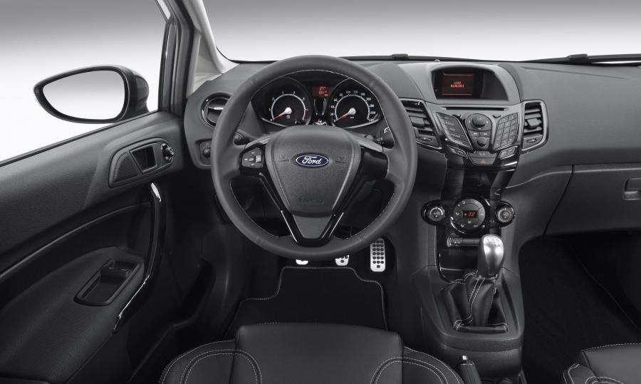  Ford Fiesta Sports Edition 2011 года  (фото 4 из 8)